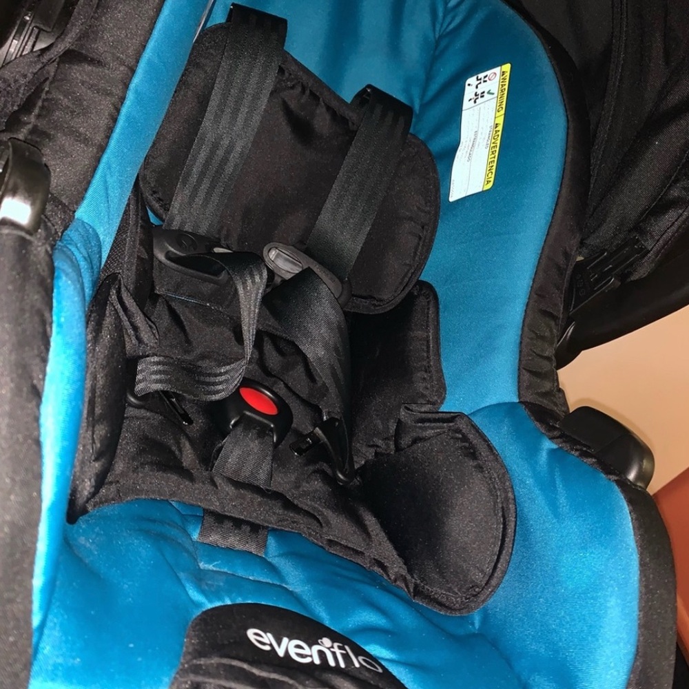 EVENFLO LiteMax INFANT CARSEAT + BASE